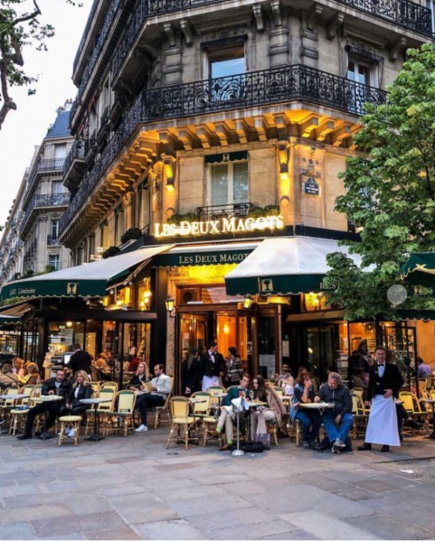 Les Deux Magots