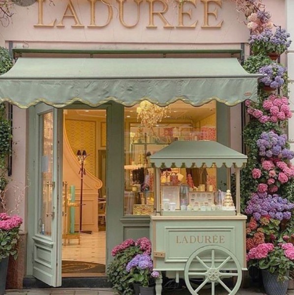 Ladureé Paris Royale